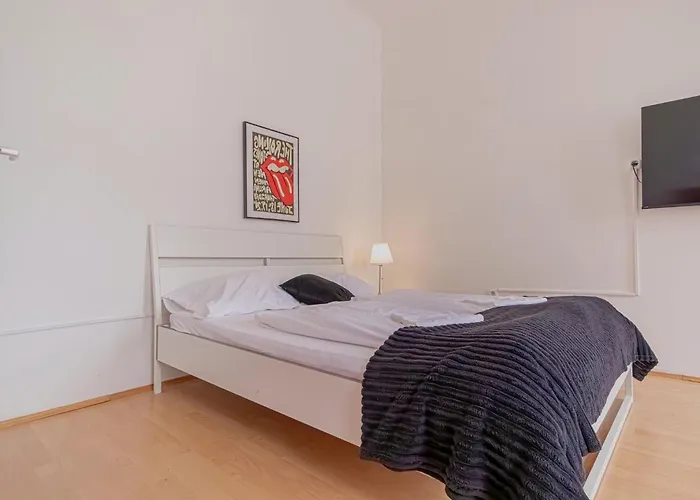 Apartamento Modern Three Bedroom Close To Stadthalle *