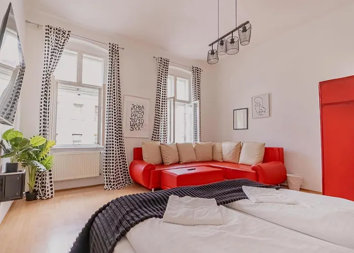 Apartamento Modern Three Bedroom Close To Stadthalle