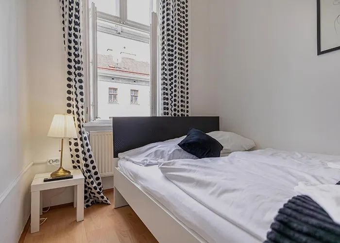 Apartamento Modern Three Bedroom Close To Stadthalle *