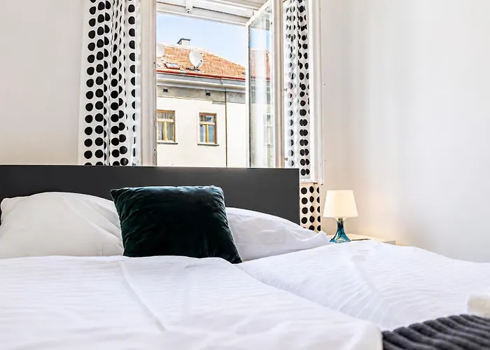 Apartamento Modern Three Bedroom Close To Stadthalle *