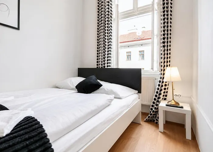 Modern Three Bedroom Close To Stadthalle Viena