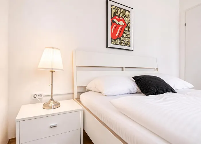 Modern Three Bedroom Close To Stadthalle Viena