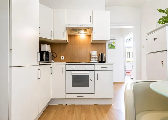 Modern Three Bedroom Close To Stadthalle Apartamento Viena